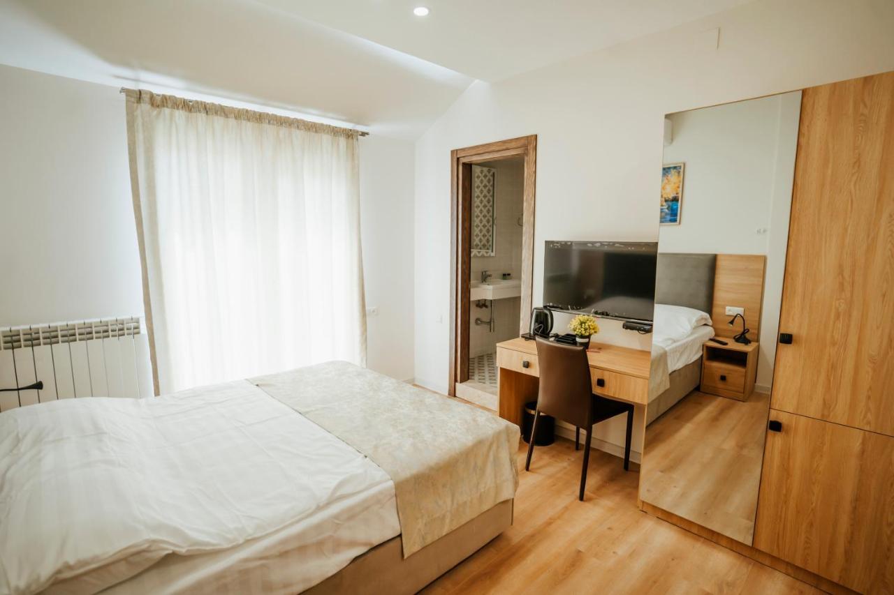 West Apart Hotel Batumi Eksteriør billede