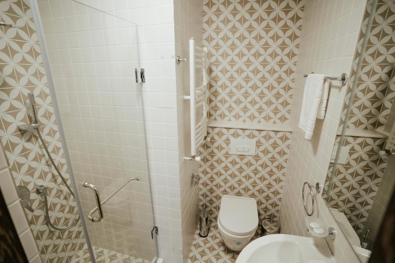 West Apart Hotel Batumi Eksteriør billede