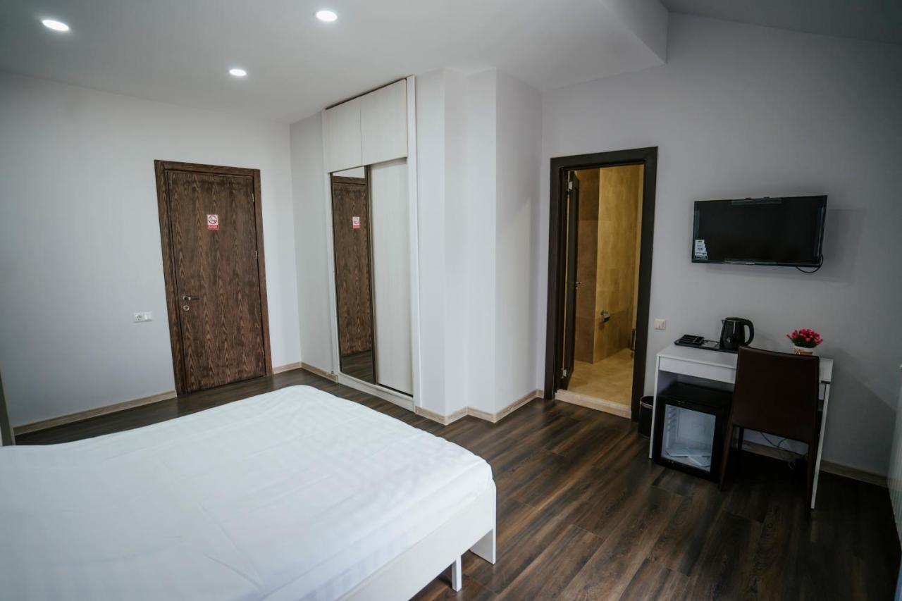 West Apart Hotel Batumi Eksteriør billede